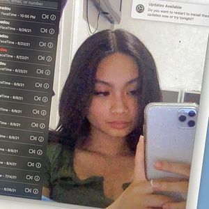 Meet your Posher, Chelsey